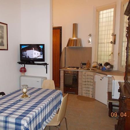Vivilo Collection - Opera Teather Apartment - Very Central Rome Bagian luar foto