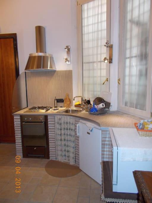 Vivilo Collection - Opera Teather Apartment - Very Central Rome Bagian luar foto